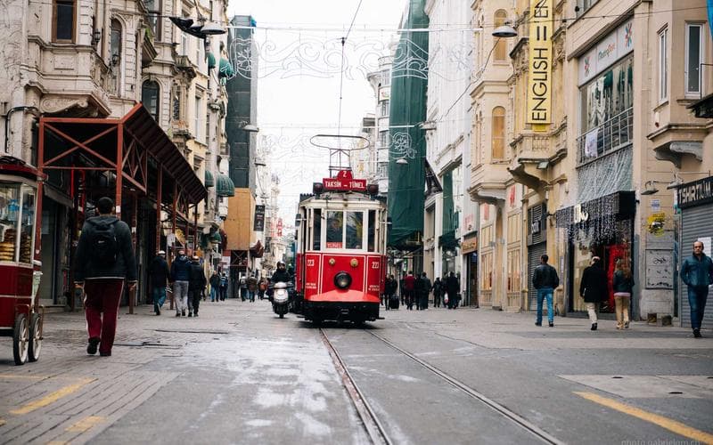 Resim sergisi büyük ilgi gördü